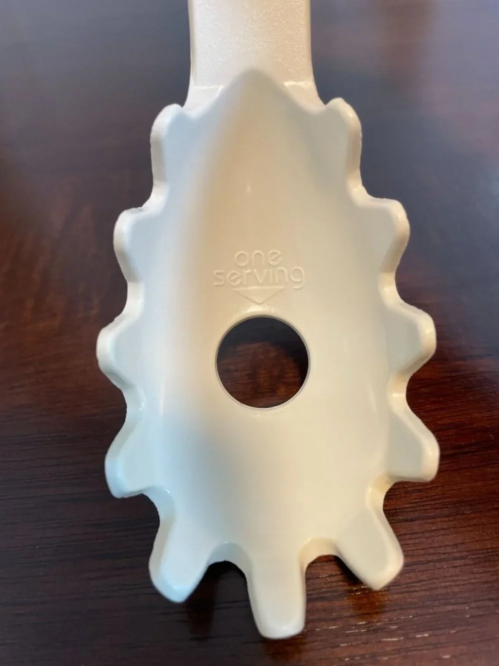 Vintage Rubbermaid Heavy-Duty Nylon Plastic Pasta Spaghetti Server Spoon (Model